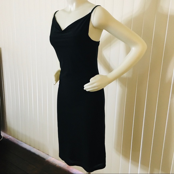 Solid black spaghetti strap V-neck dress - Picture 2 of 8